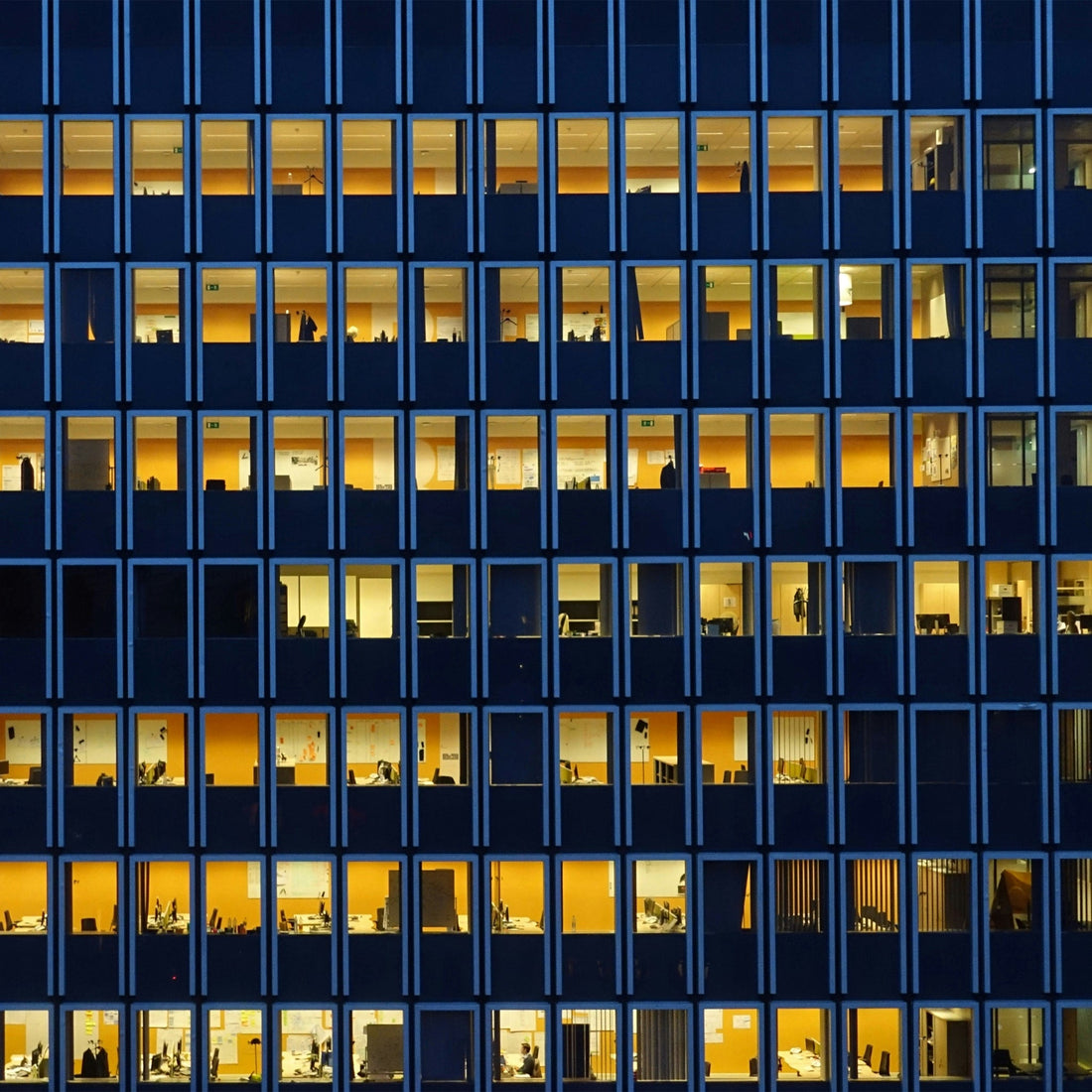 Quando o mercado tenta domesticar a arte