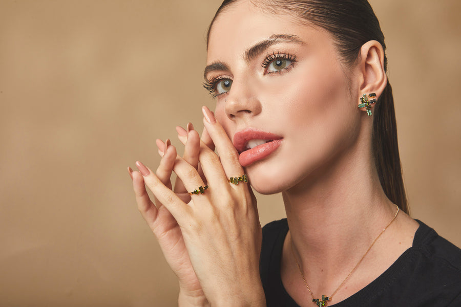 Anel Turmalinas Verdes em ouro amarelo 18k