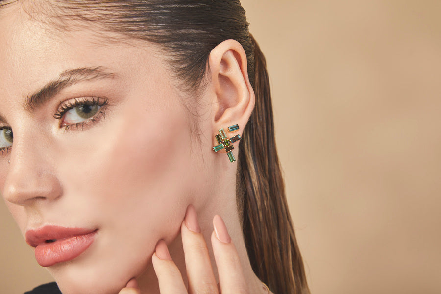 Brinco Turmalina Verde em ouro amarelo 18k